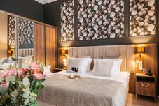 Others White Lotus - LoftAffair Collection