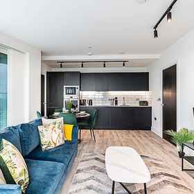 Primary image 1 แฟลต โมเดิร์น สกาย-ไฮ ใน นอร์ท แอคตัน, โรงแรม & ที่พัก International Molybdenum Association (IMOA)