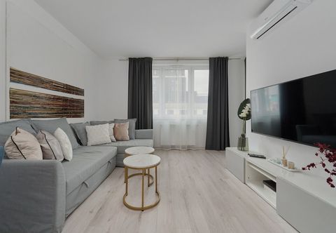 Others Gwiaździsta Apartment by Renters