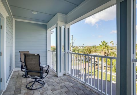 Lain-lain Modern Redington Beach Townhome: Steps to Beach!