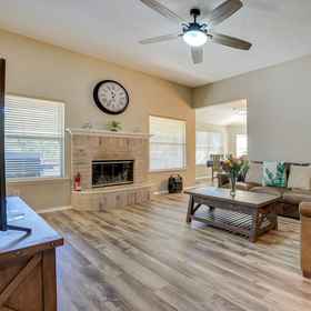 Primary image1Walk to Water: Cozy Eagle Mountain Lake Home,塔兰特县別墅