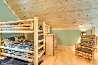 其他 4 Modern Cabin w/ Hot Tub & Sacandaga Lake Access!