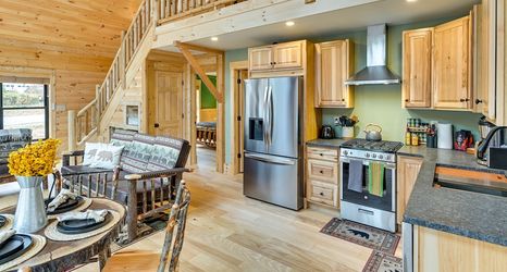 其他 2 Modern Cabin w/ Hot Tub & Sacandaga Lake Access!