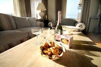 Others 4 See St Peter From a Wonderful Terrace