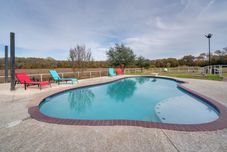 Others Spacious Anna Getaway w/ Pool Near Dtwn Mckinney!