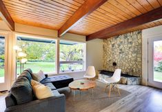 Others 3 Modern Oregon Getaway w/ Fireplace, Yard & Deck