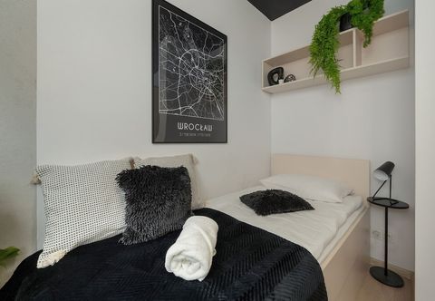 Others Trendy Studios Wroclaw Center by Renters