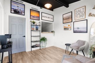 Khác 4 South Bay Inn