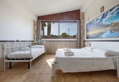 Others 2 3662 Resort Re Sole - App. Romantic
