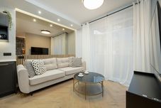 其他 Black and Beige Apartment by Renters
