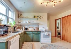 其他 7 Charming Gardiner Home w/ Yard & Sunroom