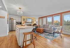 อื่นๆ 3 Paradise in the Pines