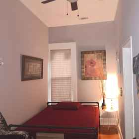 Room 1 Downtown Abbey at Dodd, Khách sạn Institute of Paper and Science Technology