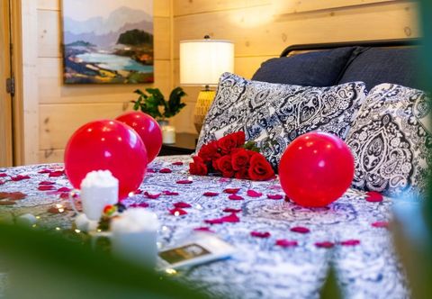 Others Enchanted Forest Hideaway by Ghosal Luxury Lodging