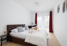 Others 3 Stylish Apartment Bażantów by Renters