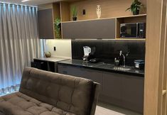 อื่นๆ 6 Urban 750 By Day by Day