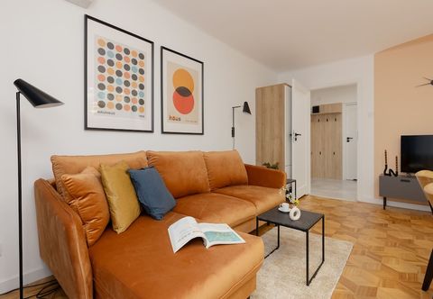 기타 Family Apartment With Balcony by Renters