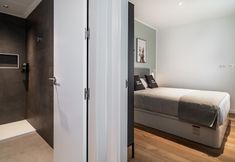 Others 5 Limehome Sevilla Ronda de Capuchinos