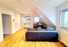 Others 7 New Large 2 bedrooms with Parking