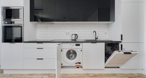 Others 2 Stylish & Spacious Apartment by Renters