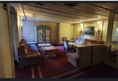 Lain-lain 3 Das Kronenhotel