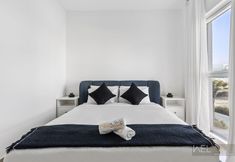 Others 4 WelHome - Apt Close to Yas Waterworld and Ferrari Circuits