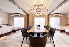 Others 4 Doutonboricrystalhotel3