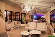 Others Doutonboricrystalhotel3