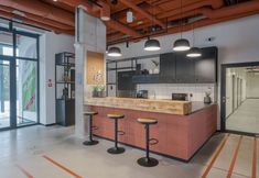 其他 4 MILESTONE Wrocław Fabryczna