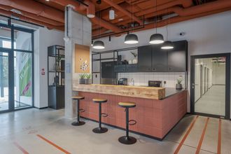 其他 4 MILESTONE Wrocław Fabryczna