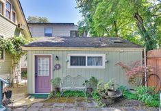 Others 3 Cozy Portland Studio w/ Electric Fireplace