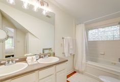 Others 5 Delightful Decatur Retreat: Walk to Shops & Dining