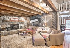 อื่นๆ 4 Serene Mableton Cabin - 13 Mi to Downtown Atlanta!