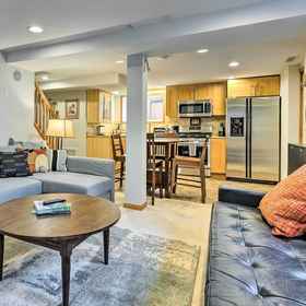 Primary image 1 Quaint Seattle Apt ~ 1 Mi to UW Campus!, Seattle Children's Hospital Hotels