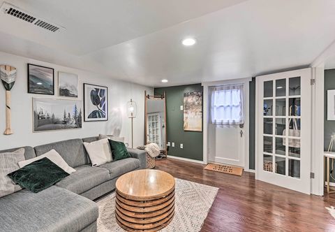 Others 3 Mi to Dtwn Seattle: Queen Anne Apartment!