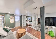 Others 4 3 Mi to Dtwn Seattle: Queen Anne Apartment!