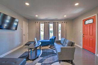 Others 4 Centrally Located Atlanta Home w/ Yard!
