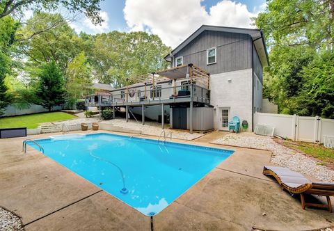 อื่นๆ Mableton Home w/ Private Pool ~ 15 Mi to Atl!