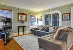 Lain-lain 3 Walk to Williams District: Home w/ Hot Tub & Patio