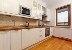 Others 6 Broniwoja Apartment by Renters