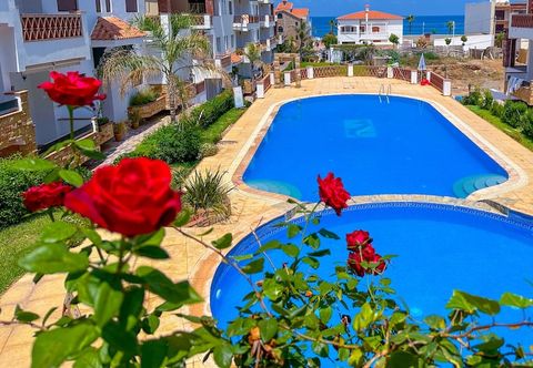 Others Apartment with pool direct access to sea