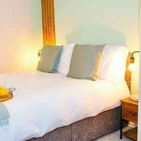 Primary image 1 Stunning 1-bed Apartment in Sheffield City Centre, Millennium Gallery Hotels