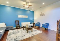 其他 7 Family-friendly Irving Townhome w/ Yard!