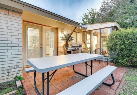 其他 Walk to At&t Stadium: Arlington Home w/ Patio!