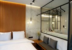 其他 3 Luxury Suites with JACUZZI by Sea&theCity