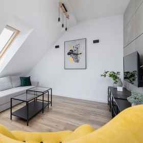 Primary image1Kosciuszki 25C With A/c by Renters,西里西亚省公寓