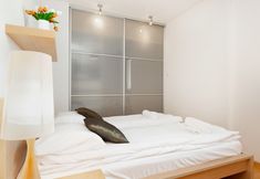 Khác 6 5th Floor Apartment in Warsaw by Renters