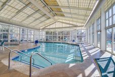 其他 Elegant Pigeon Forge Condo w/ Golf Course View!