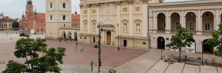 Others Apartment Plac Zamkowy by Renters