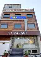 Primary image Fabhotel Rs Palace